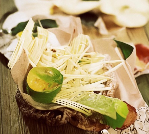 霞浦迪特朗酒店位于哪里？